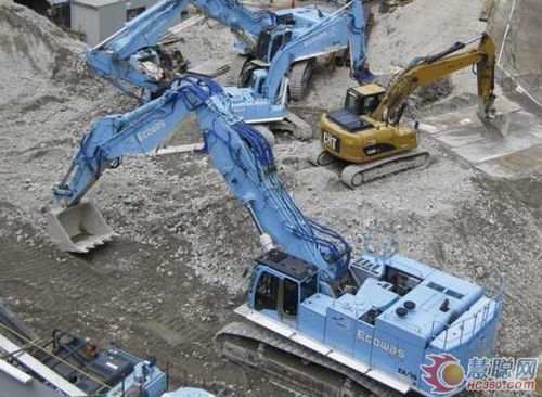 日本施工建设 形色各异的挖掘机 图